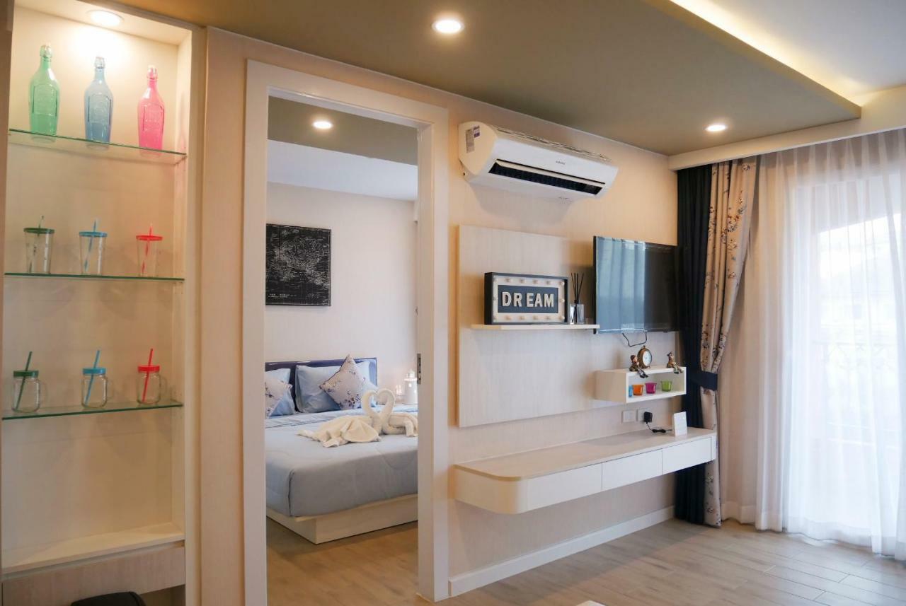 Seven Seas Resort Pattaya&Sofa bed Pantai Jomtien Bagian luar foto