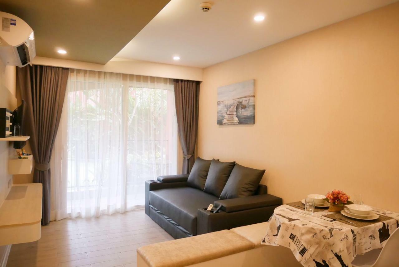 Seven Seas Resort Pattaya&Sofa bed Pantai Jomtien Bagian luar foto